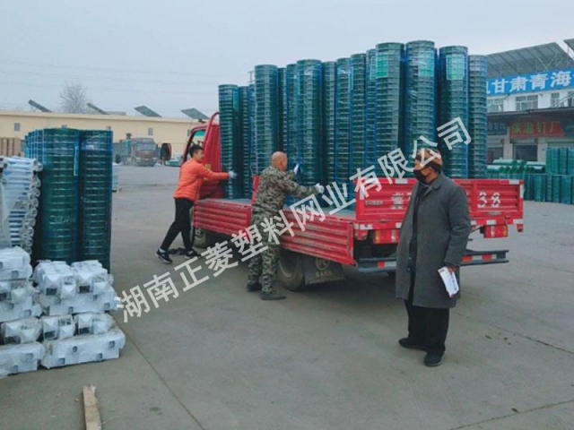 生產(chǎn)車(chē)間-011
